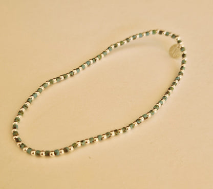 Le bracelet 1,8 argent et Miyuki Picasso