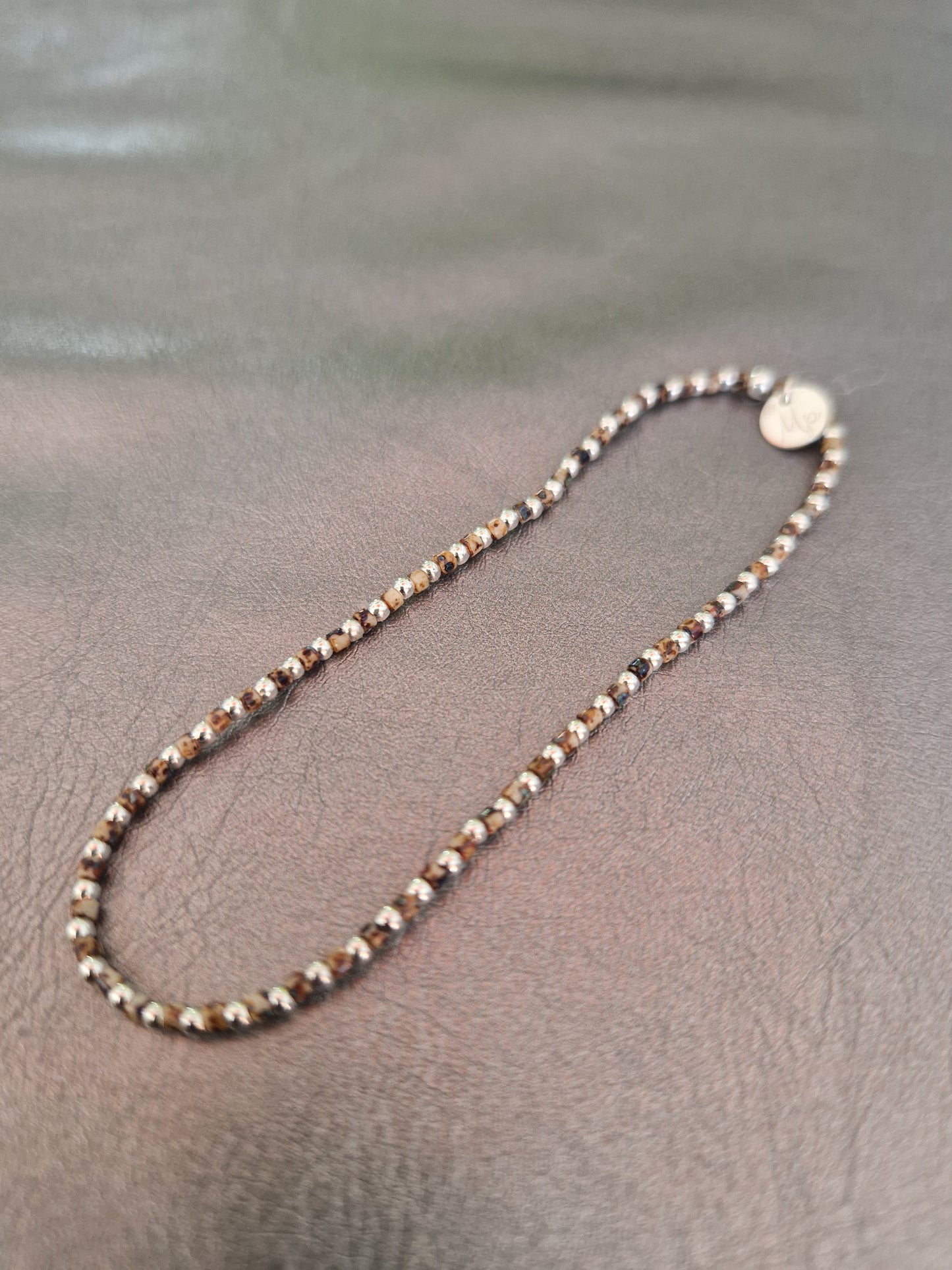 Le bracelet 1,8 argent et perles Miyuki