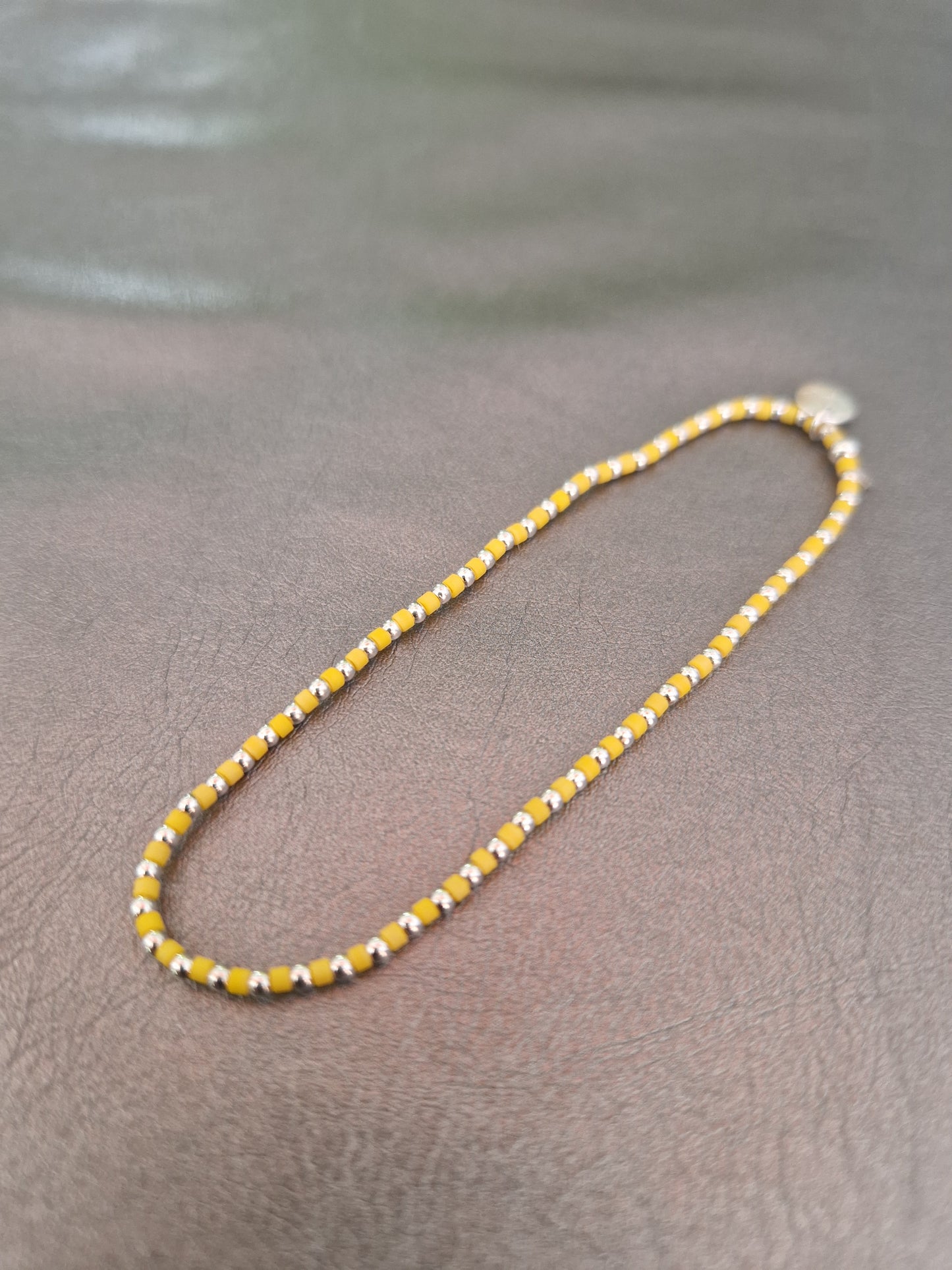 Le bracelet 1,8 argent et perles Miyuki