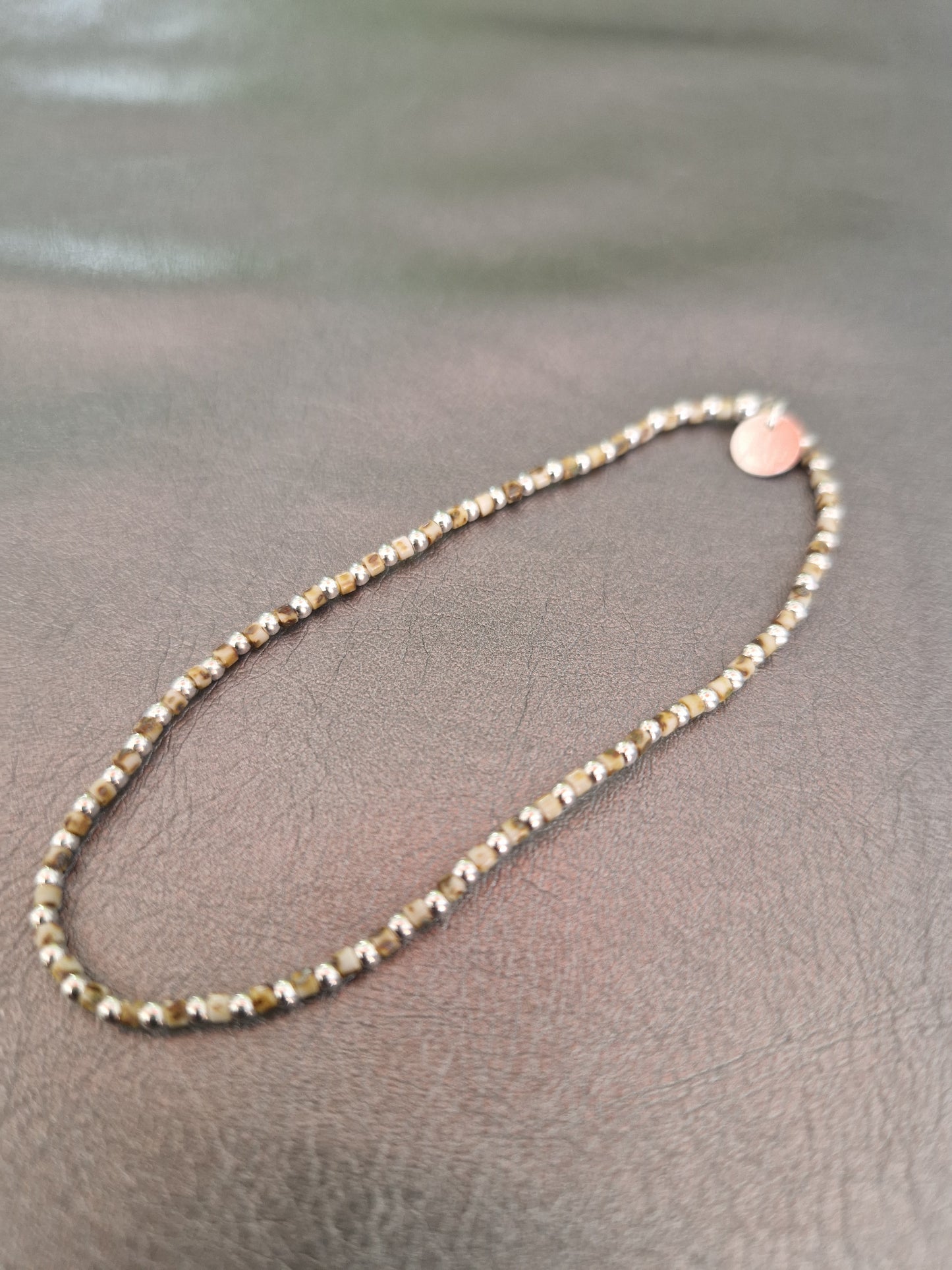 Le bracelet 1,8 argent et perles Miyuki