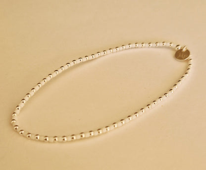 Le bracelet 1,8 argent et perles Miyuki