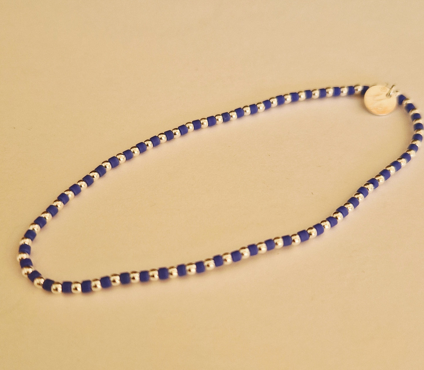 Le bracelet 1,8 argent et perles Miyuki