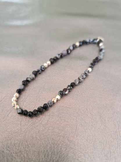 Les bracelets pierres semi précieuses et perles facetées