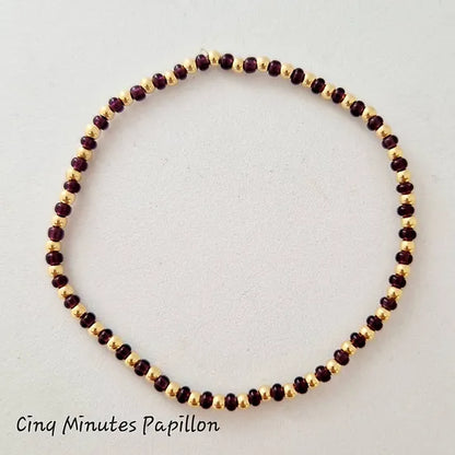 Bracelet en perles de rocaille et perles plaquées or