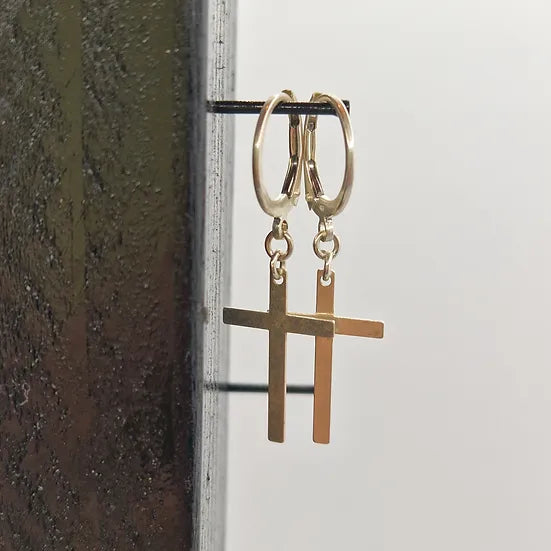 Boucles d'oreilles en argent et croix