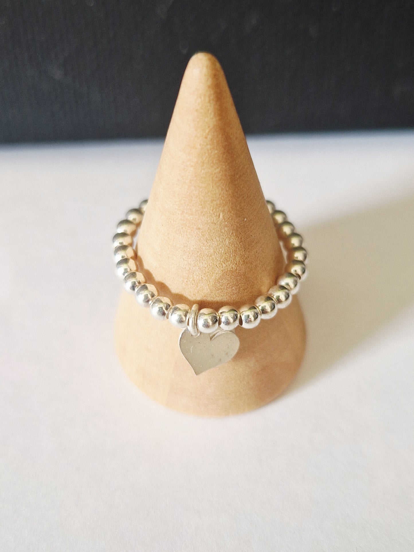 Les bagues en argent et breloques