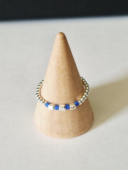 La bague cube argent