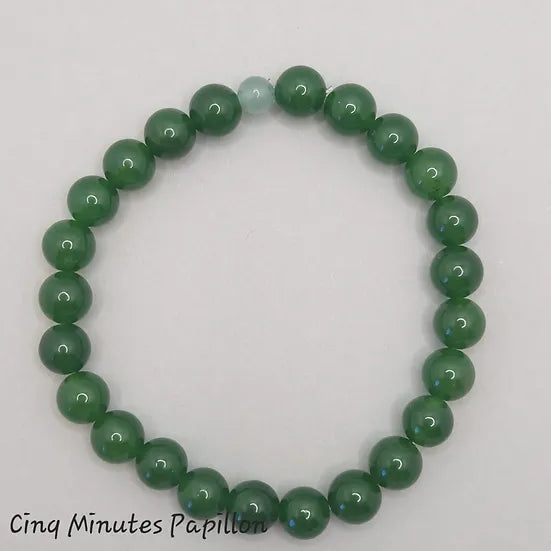 Bracelet en pierres (lave, onyx, jade, magnésite, cornaline, aventurine)