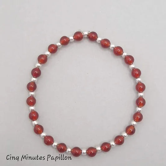 Bracelet en cornaline et perles argent