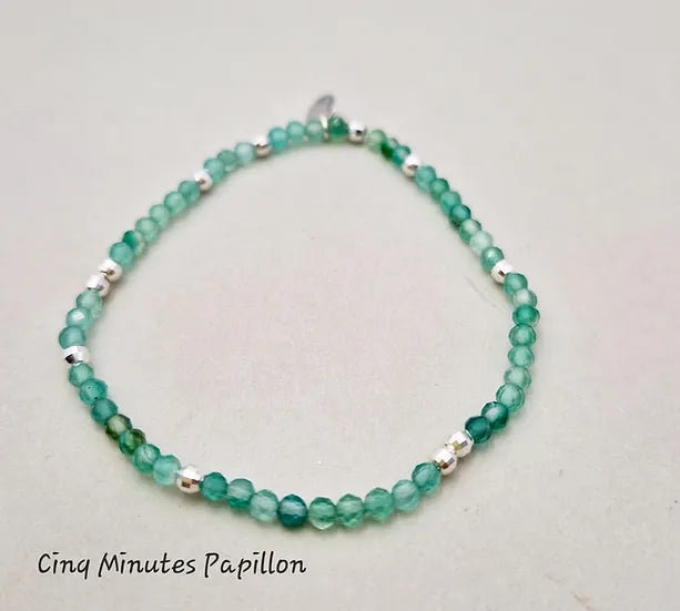 Bracelet en onyx verte facettée et perles argent