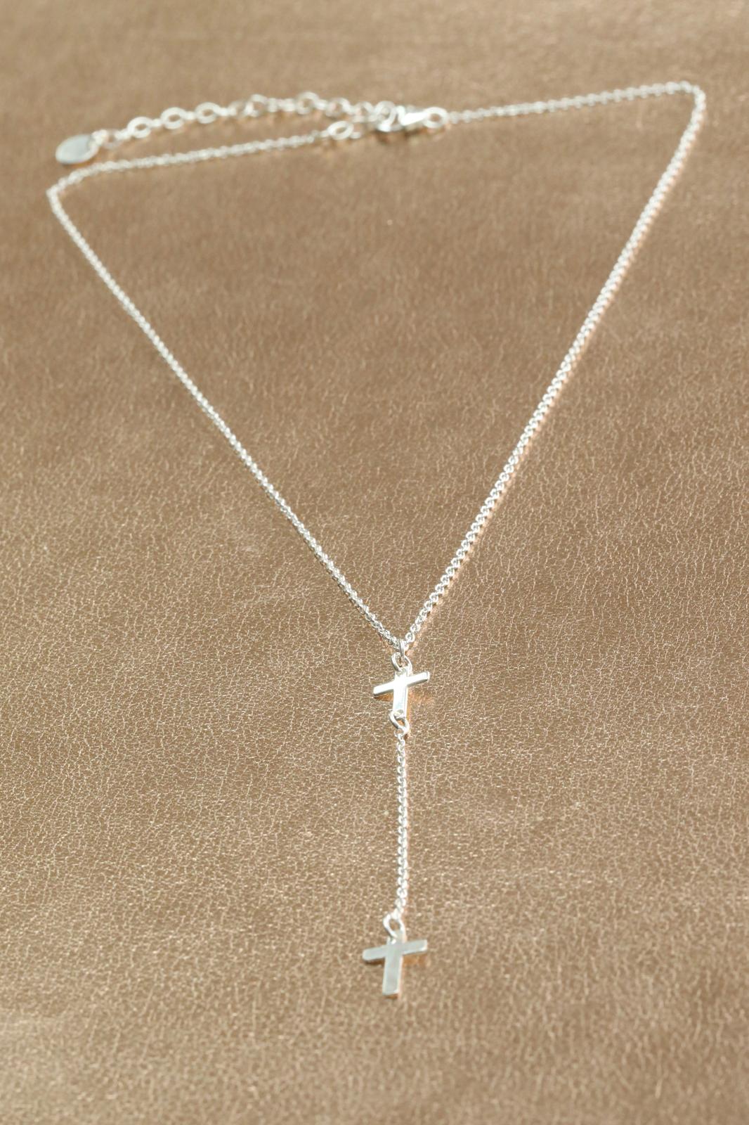 Collier croix