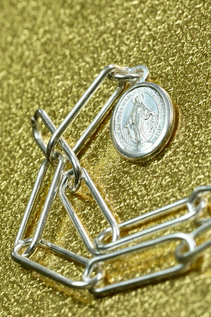 Chaîne rectangle et médaille de la vierge